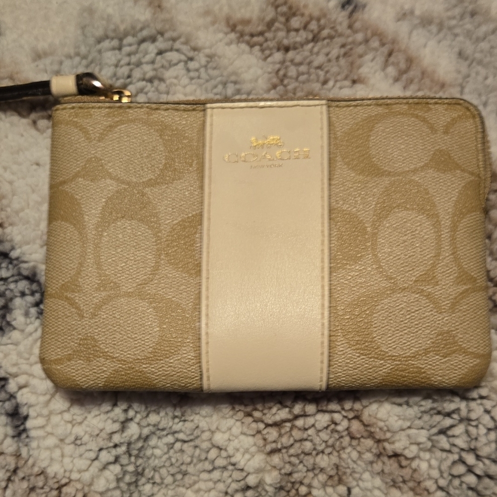 Coach Beige and White Wristlet